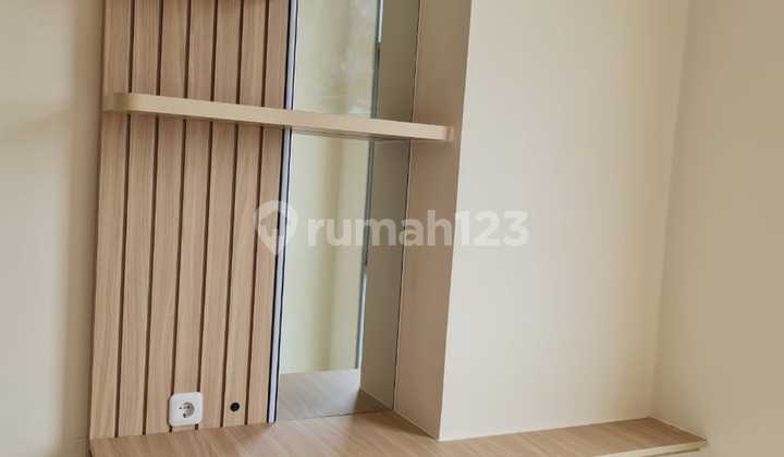 Apt. Pejaten Park 2 Bedrooms , 2 Bathrooms, Furnished