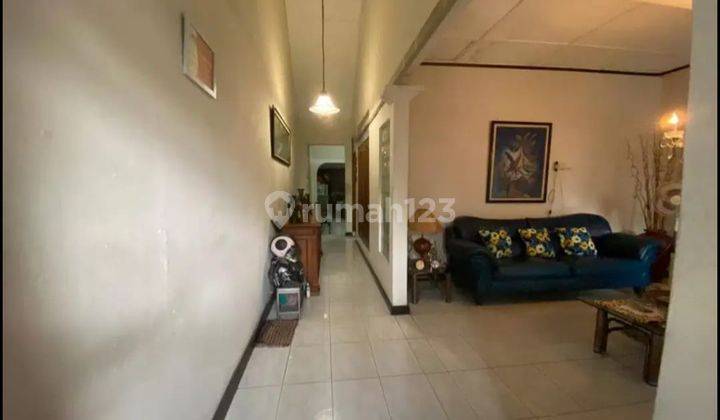 Dijual Rumah 2lantai Jln Tanah Baru di Kebayoran Lama Jaksel