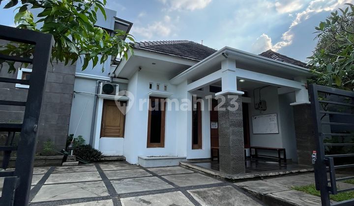 Dijual Rumah Luas di Stonen Gajahmungkur Semarang 1