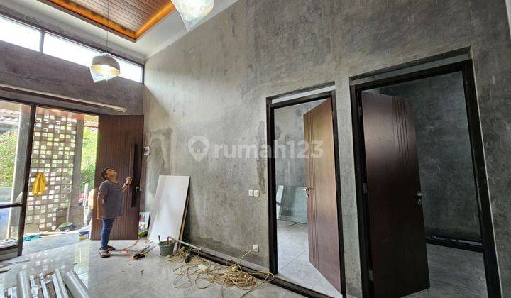 Rumah Baru di Sinar Waluyo Kedungmundu Tembalang
(Ready 3 unit)
 2