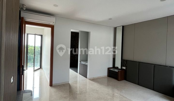 Privat Cluster Townhouse Mewah Lokasi Premium Belakang Akpol 2