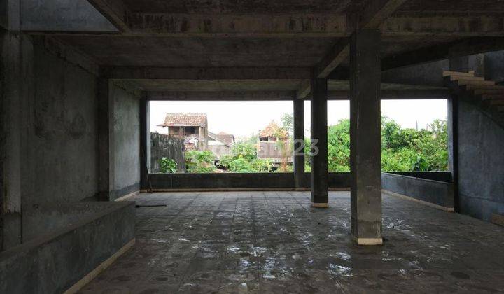 Dijual Gedung Di Jalan Raya Solo-yogyakarta Hitung Tanah  2