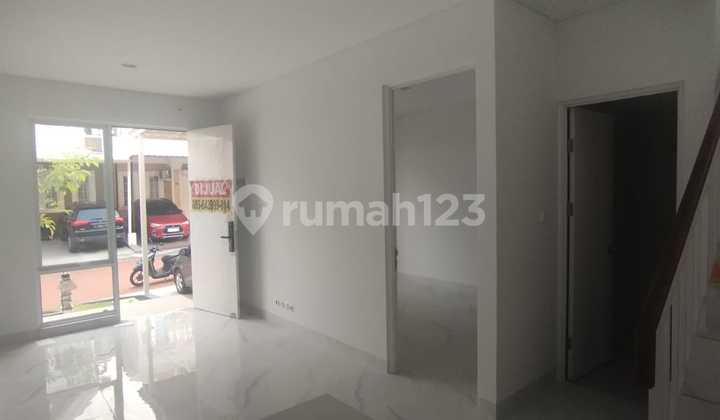Rumah 2 Lantai Di Cluster Paramount Village Semarang 2