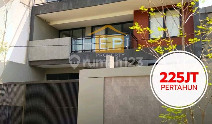 Rumah Mewah Baru Gress 3 Lantai Di Bukit Sari Semarang 1
