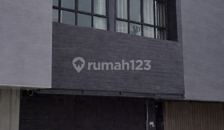 Dijual Ruko 2 Lantai Lokasi Strategis di Majapahit Semarang 1