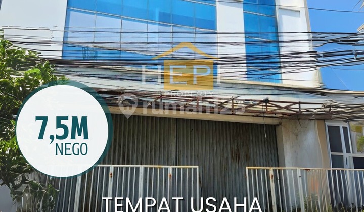 Business Premises on Brigjend Katamso Majapahit Street, Semarang 1