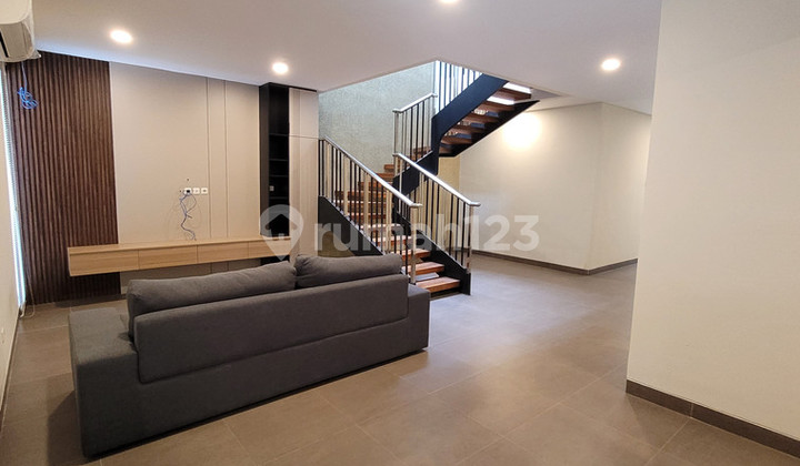 Rumah Baru 2 Lantai Di Candigolf Semarang 1