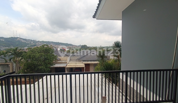 Dijual Rumah Mewah Di Candi Golf Semarang, Ada View 2