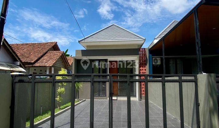 Rumah Dengan Tanah Luas Dekat Bale Desa Purwomartani 2