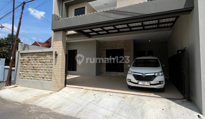 Turun Harga Rumah Mewah Hook Pinggir Jalan Aspal Di Maguwoharjo Depok Sleman Dekat Unriyo Tajem Rumah Baru SHM - Sertifikat Hak Milik di Depok 2