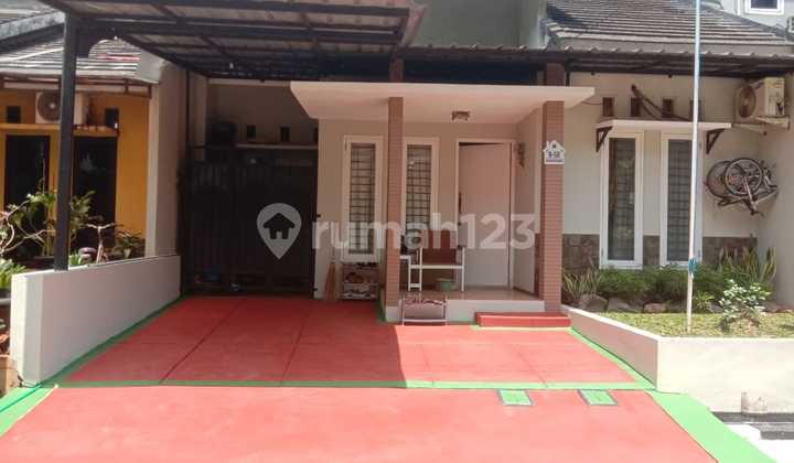 House for Sale in Tegal Rotan Bintaro