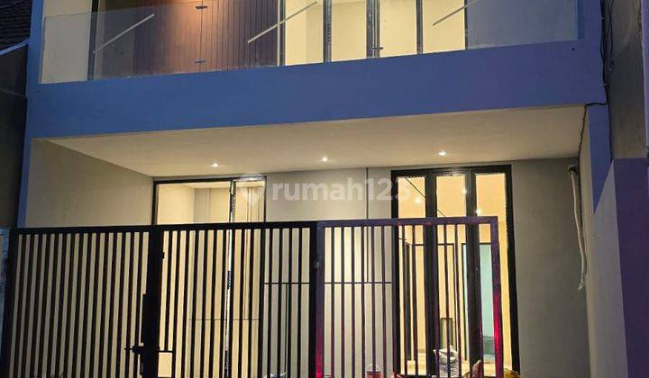 Rumah Baru Gress Minimalis Di Perumahan Babatan Pantai 1