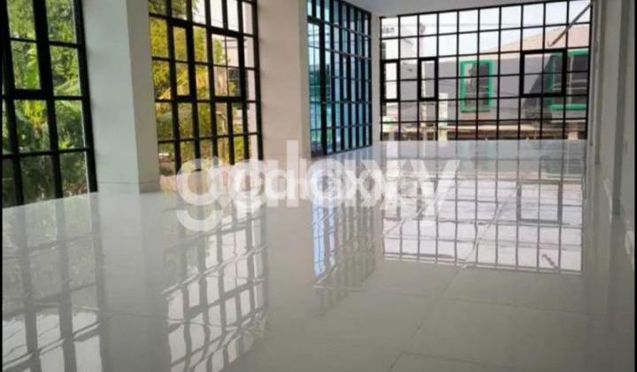 New Gress Zero Shop House, Dinoyo Main Road, Surabaya City Center