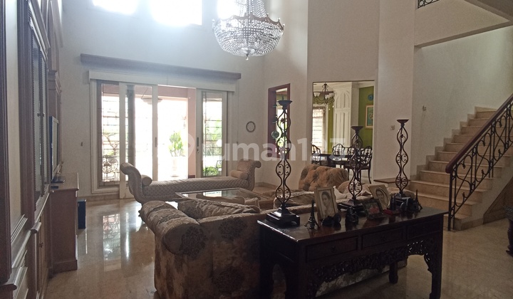 Rumah 2 Lantai di Jagakarsa. Terawat. Siap Huni Rumah 2 Lantai di Jagakarsa. Terawat. Siap Huni