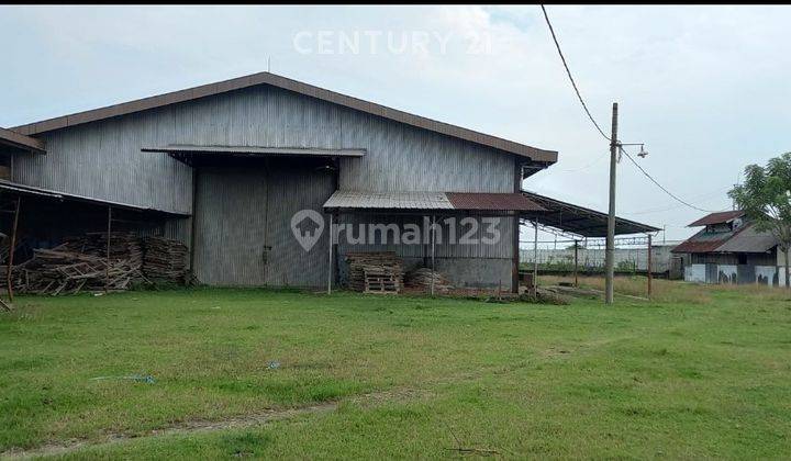 Tanah & Gudang Di Jl Raya Pantura Gebang 1