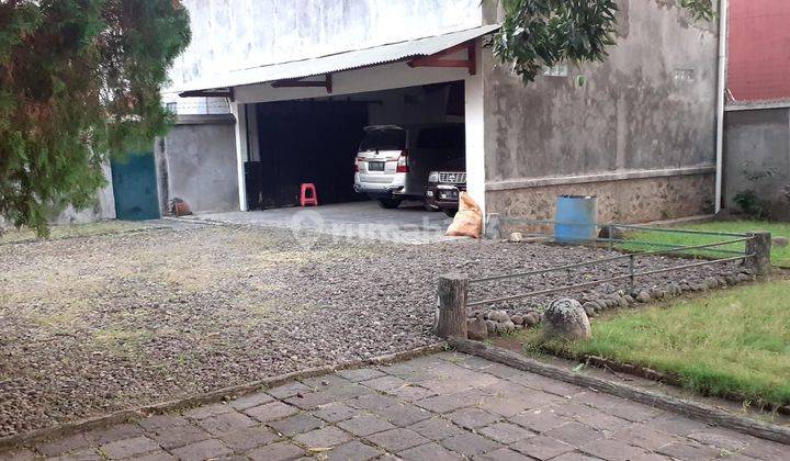 Rumah Bagus Pekarangan Luas Di Alun2 Ciledug 2