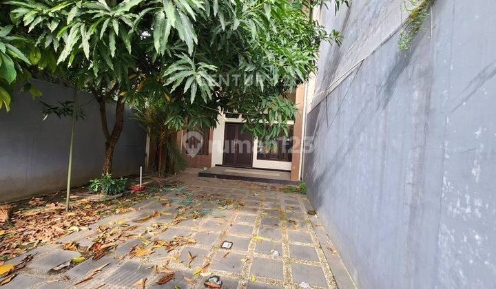 Rumah Tinggal 2 Lantai Di Jl Raya Mertapada Astanajapura 2