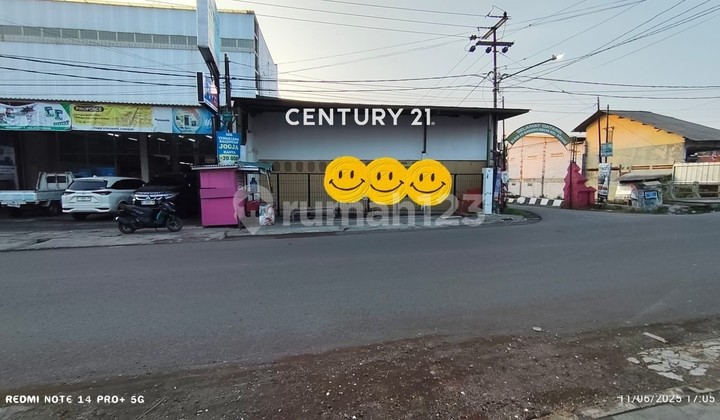 Strategic Location Shop House on Drajat Kesambi Main Road, Cirebon 1