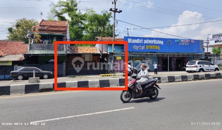 Rumah Tinggal Di Jl Kemlakagede Tengah Tani Cirebon 1