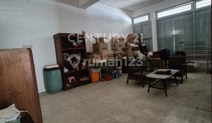 Ruko Di Area Pasar Tradisional Kanoman, Cirebon  2
