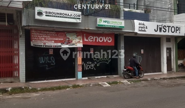Toko Dan Rumah Lokasi Strategis Di Jl Panjunan Kota Cirebon Toko Dan Rumah Lokasi Strategis Di Jl Panjunan Kota Cirebon