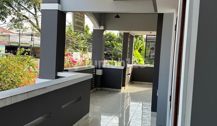 House Suitable for Office and Residence in Kuningan City 2