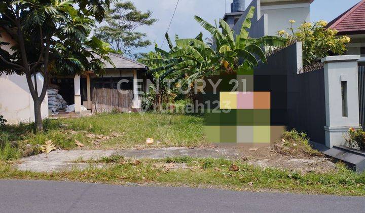 Tanah & Bangunan Siap Pakai Di Area Komersil Sangkanhurip 1