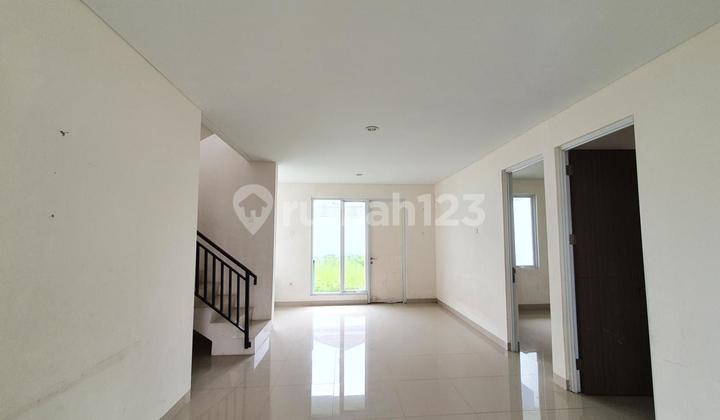 Two-Story Cluster House in The Cesentree Citraland 2