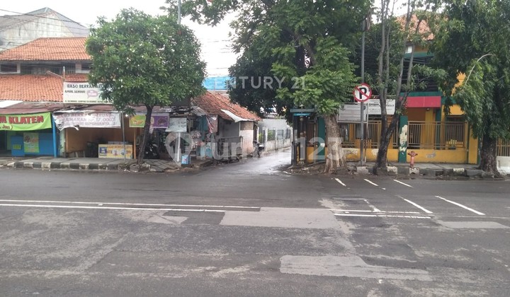 Rumah Lokasi Strategis di Jl Siliwangi Kota Cirebon 2