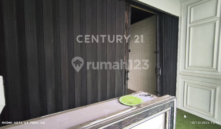 Strategically Located Shop House in Cipeujeuh Lemahabang Sindanglaut 2