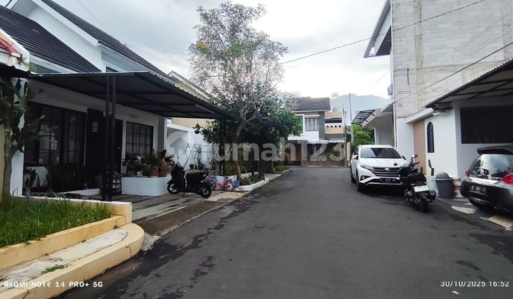 Residential House in Platinum Residence Kuningan West Java