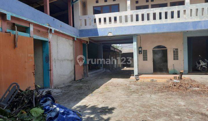 Dijual disewakan Gudang exs Toko Material lokasi Samping Harapan Indah Medan Satria Bekasi Kota 2