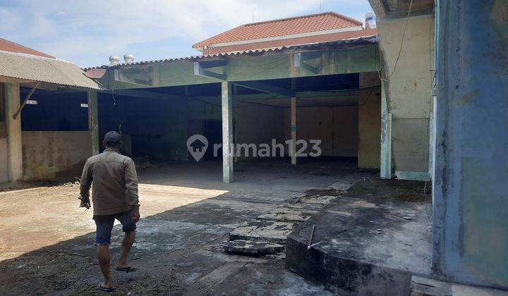 Dijual disewakan Gudang exs Toko Material lokasi Samping Harapan Indah Medan Satria Bekasi Kota 10