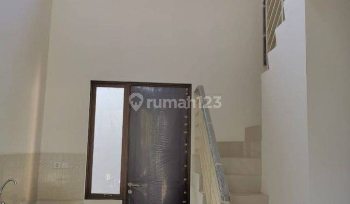 Rumah 2 Lantai Bagus Rapih di Cluster Shinano, Jakarta Garden City, Cakung  1