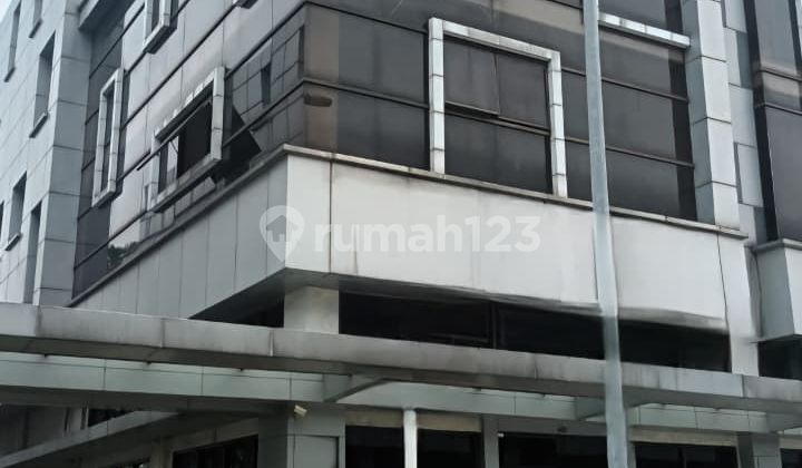 Strategic 3-Storey Shophouse in JGC, East Jakarta 2