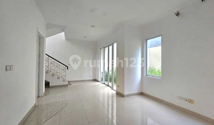 Dijual Rumah Cantik Di Cluster North Thames Fasilitas Lengkap  2