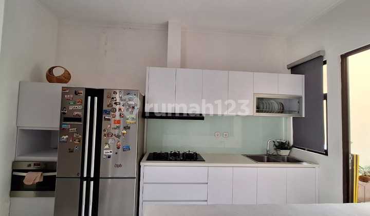 Rumah 2 Lantai Semi Furnish Siap Huni di Cluster Arana 2