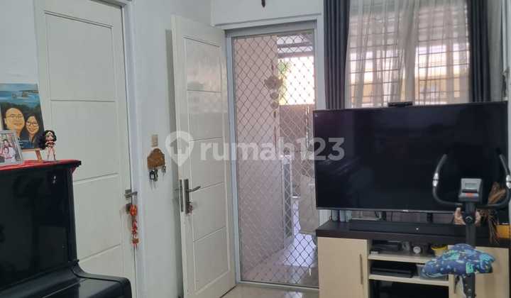 Dijual Rumah Rapi & Siap Huni 1.5 Lantai di Komplek DKI Sunter Jaya 2, Jakarta Utara