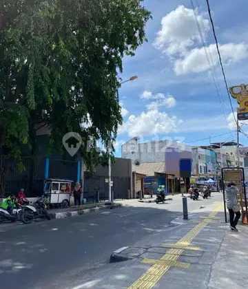 Rarely Available for Rent: Shop House Facing Main Road in Duri Kosambi, Jakarta 2