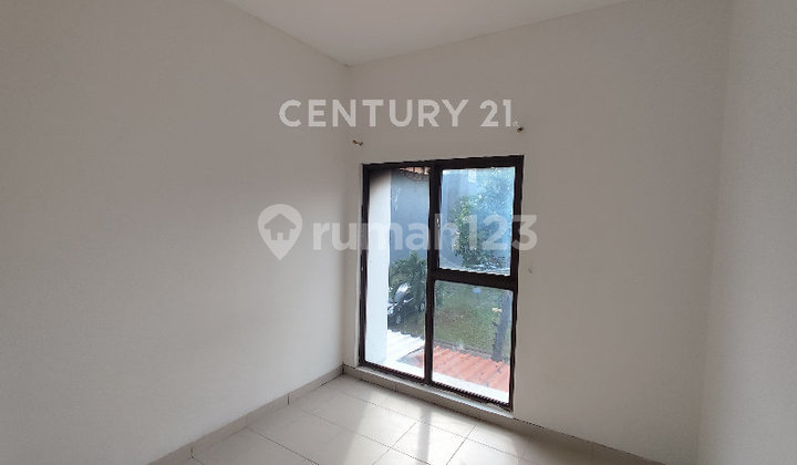 Semi-Furnished 2-Story House - Alamanda Cluster Jakarta Garden City 2