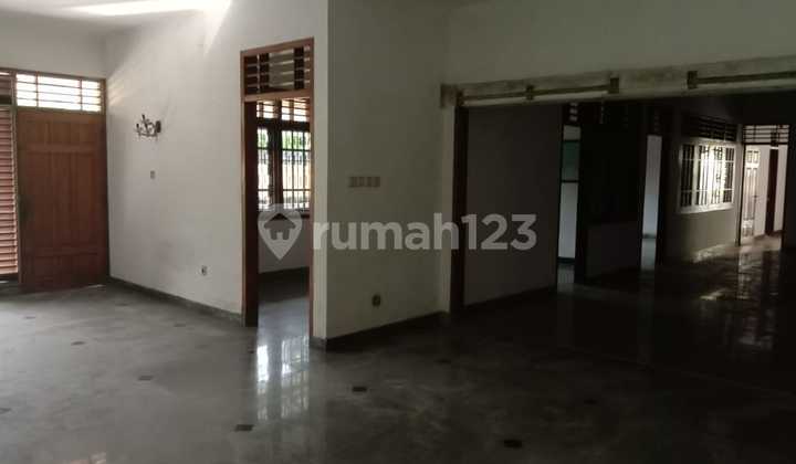 Rumah Posisi Hook di Taman Pulo Gebang, Cakung Jakarta Timur 2