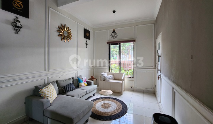 Disewakan Rumah Cantik Lokasi Strategis Banyumanik Semarang