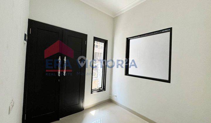 Dijual Rumah Baru 3 Lantai Lokasi Blimbing Malang 2