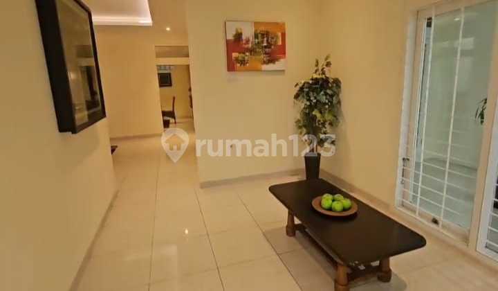 Dijual Rumah Cantik 2 Lantai Sayap Burangrang Lokasi Strategis Pusat Kota 2