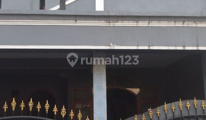 Rumah BU dua lantai di sawojajar di jalan danau sentarum 2