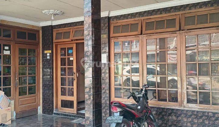 Dijual kos kosan aktif 3 lantai full penghuni,  lowokwaru 1