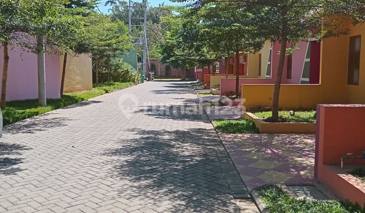 Rumah Baru SHM di Jalan raya wajak, nol jalan raya 1