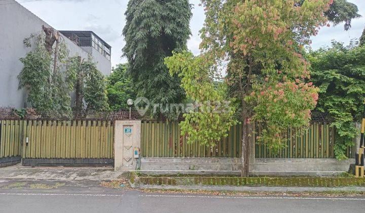 Villa in the Center of Malang City With Complete Facilities