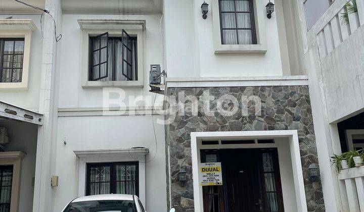 HUNIAN MEWAH 2 LANTAI FULLY-FURNISHED  DI DALAM TOWN HOUSE 1