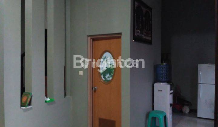 RUMAH BESAR SEMI FURNISHED 2